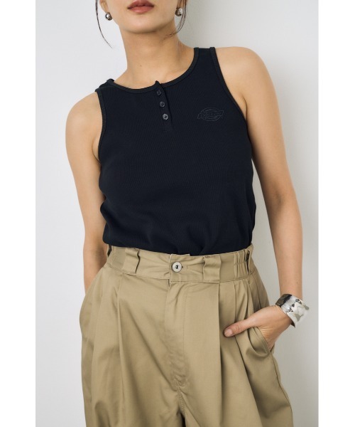 AZUL by moussy(アズールバイマウジー)の「【Dickies×AZUL】ヘンリネークタンクトップ(タンクトップ・レディース・ブラック/オフホワイト/イエロー系その他・FREE)」の17枚目の写真