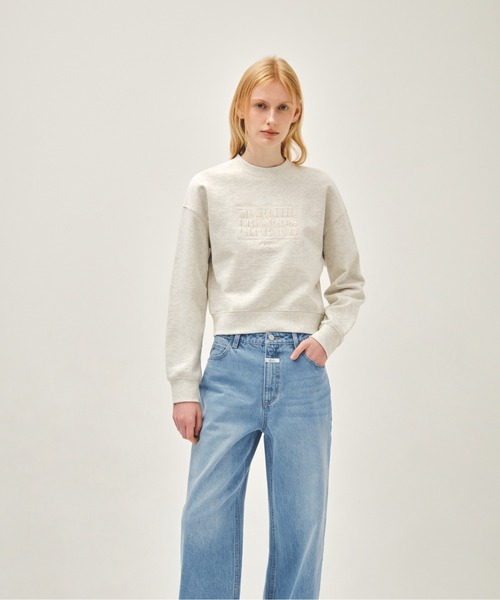 MARITHE + FRANCOIS GIRBAUD（マリテフランソワジルボー）の「W CLASSIC LOGO CROP SWEATSHIRT（スウェット・レディース・アイボリー/ヘザーグレー/オートミール/ラベンダー/ネイビー・MEDIUM/SMALL）」の3枚目の写真