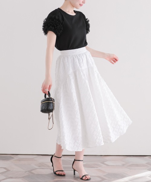 Fit more(フィットモア)の「フラワージャガードフレアスカート(スカート・レディース・ホワイト/ピンク/ブルー・SHORT/LONG)」の8枚目の写真