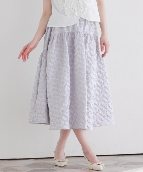 Fit more(フィットモア)の「フラワージャガードフレアスカート(スカート・レディース・ホワイト/ピンク/ブルー・SHORT/LONG)」の19枚目の写真