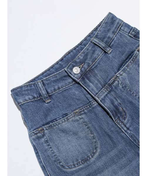 SINCETHEN（シンスゼン）の「ブルーデニムブーツカットパンツ（デニムパンツ・レディース・その他・SMALL/MEDIUM/LARGE）」の13枚目の写真
