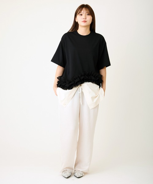 AVIE(アビィ)の「フリルデザインTEE(Tシャツ/カットソー・レディース・キャメル/ブラック・38)」の8枚目の写真