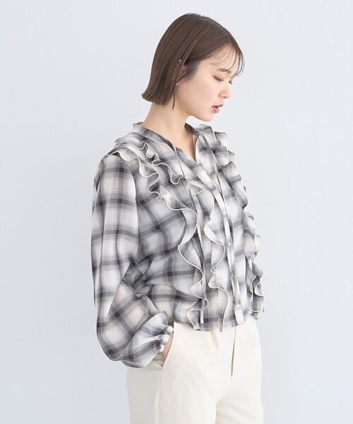 earth music&ecology(アースミュージックアンドエコロジー)の「フリルリボンブラウス(シャツ/ブラウス・レディース・ピンク/チェック/オフホワイト・FREE)」の17枚目の写真