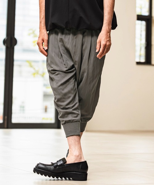 CAMBIO(カンビオ)の「mp14973- Sarouel Cropped Jogger Pants ジョガーパンツ(S68826cmb)(その他パンツ・メンズ・ネイビー/キナリ/スモーク/ブラック・L/M/S)」の6枚目の写真