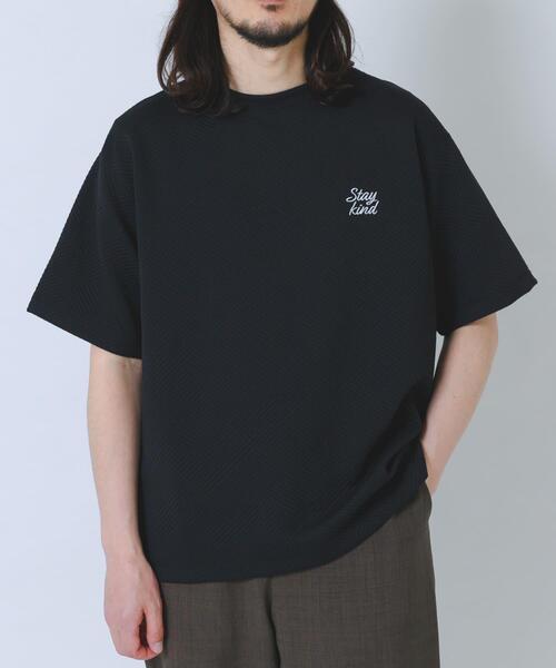 ITEMS URBANRESEARCH(アイテムズ アーバンリサーチ)の「刺繍ジャカードクールタッチ半袖トップス(Tシャツ/カットソー・メンズ・ピンクベージュ/ブラック/ブルー系その他/ホワイト・MEDIUM/LARGE)」の18枚目の写真