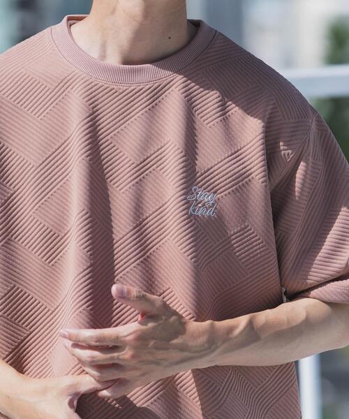 ITEMS URBANRESEARCH(アイテムズ アーバンリサーチ)の「刺繍ジャカードクールタッチ半袖トップス(Tシャツ/カットソー・メンズ・ピンクベージュ/ブラック/ブルー系その他/ホワイト・MEDIUM/LARGE)」の10枚目の写真