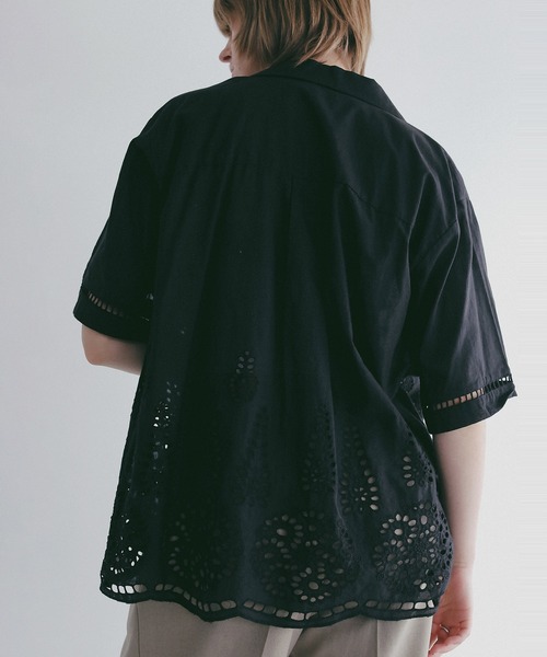 MANOF(マノフ)の「CUT WORK LACE SHIRT(シャツ/ブラウス・レディース・ホワイト/ブラック・F)」の10枚目の写真