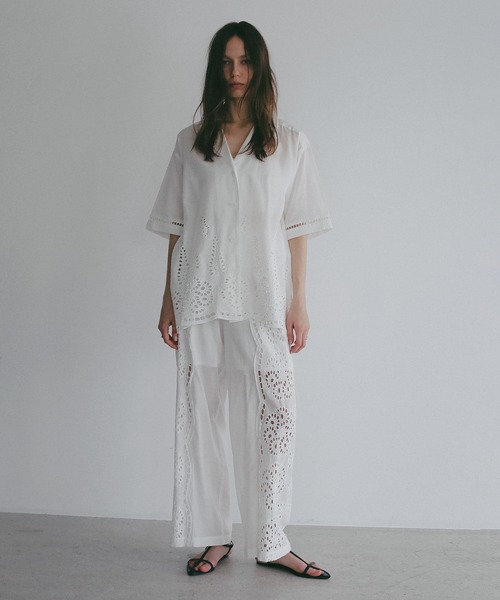 MANOF(マノフ)の「CUT WORK LACE SHIRT(シャツ/ブラウス・レディース・ホワイト/ブラック・F)」の17枚目の写真