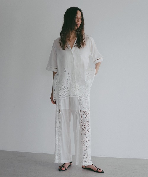 MANOF(マノフ)の「CUT WORK LACE SHIRT(シャツ/ブラウス・レディース・ホワイト/ブラック・F)」の18枚目の写真