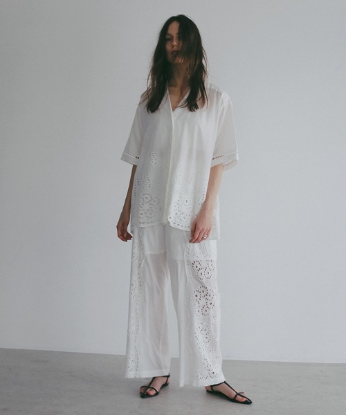MANOF(マノフ)の「CUT WORK LACE SHIRT(シャツ/ブラウス・レディース・ホワイト/ブラック・F)」の19枚目の写真