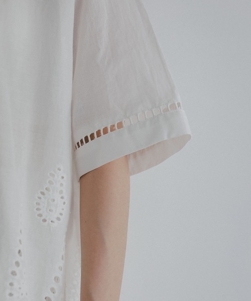MANOF(マノフ)の「CUT WORK LACE SHIRT(シャツ/ブラウス・レディース・ホワイト/ブラック・F)」の22枚目の写真