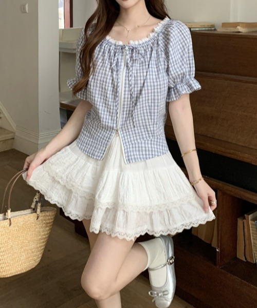 FAVORITO(ファヴォリート)の「パフスリーブジップスリボンシャツ(シャツ/ブラウス・レディース・ライトブルー/ブラック・L/M)」の3枚目の写真