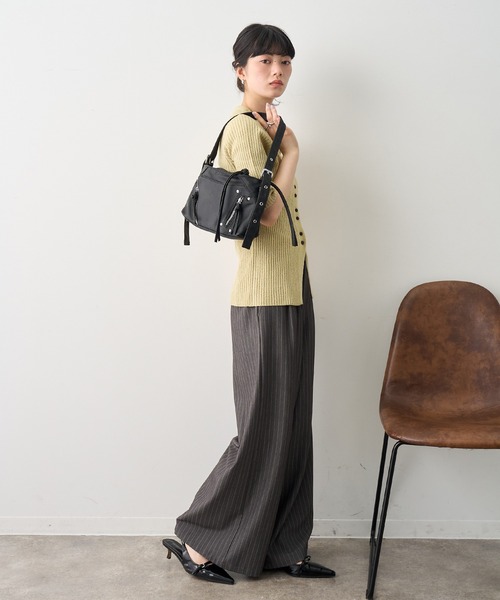 NOGLE(ノグル)の「【NOGLE select/ノグルセレクト】マルチポケットショルダーバッグ(ショルダーバッグ・レディース・ライトグレー/ブラック・FREE)」の6枚目の写真