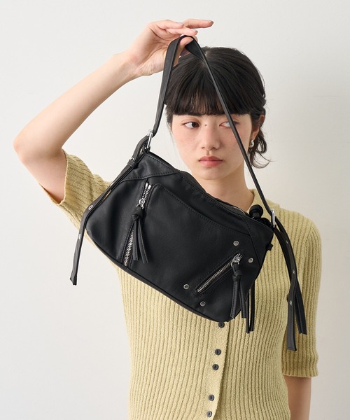 NOGLE(ノグル)の「【NOGLE select/ノグルセレクト】マルチポケットショルダーバッグ(ショルダーバッグ・レディース・ライトグレー/ブラック・FREE)」の3枚目の写真