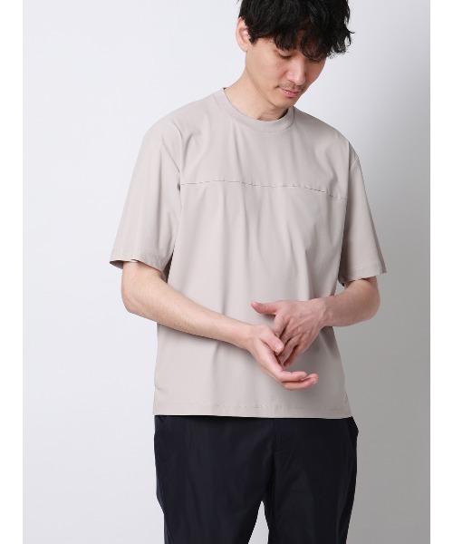 FLAT(フラット)の「FLAT/Tシャツ/半袖/接触冷感/ナイロンスムース/無地(Tシャツ/カットソー・メンズ・ブラック/サックスブルー/ライトグレー・S/M/L)」の2枚目の写真