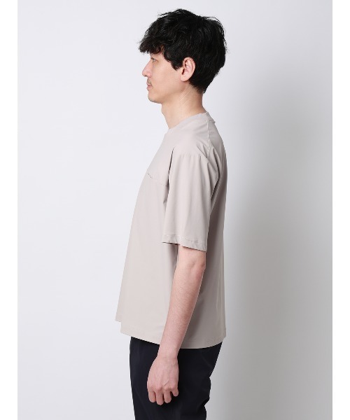 FLAT(フラット)の「FLAT/Tシャツ/半袖/接触冷感/ナイロンスムース/無地(Tシャツ/カットソー・メンズ・ブラック/サックスブルー/ライトグレー・S/M/L)」の14枚目の写真