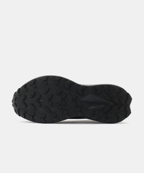 THE NORTH FACE(ザノースフェイス)の「THE NORTH FACE VECTIV SUPPLE GTX NF52642(スニーカー・メンズ・ブラック・28cm/27cm/26cm/24cm/25cm)」の4枚目の写真