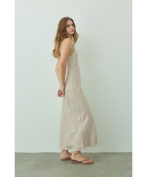 ALEXIA STAM(アリシアスタン)の「Linen Maxi Dress /リネンロングワンピ(Tシャツ/カットソー・レディース・ベージュ/ブルー/チャコールグレー/ピンク・S/M)」の2枚目の写真
