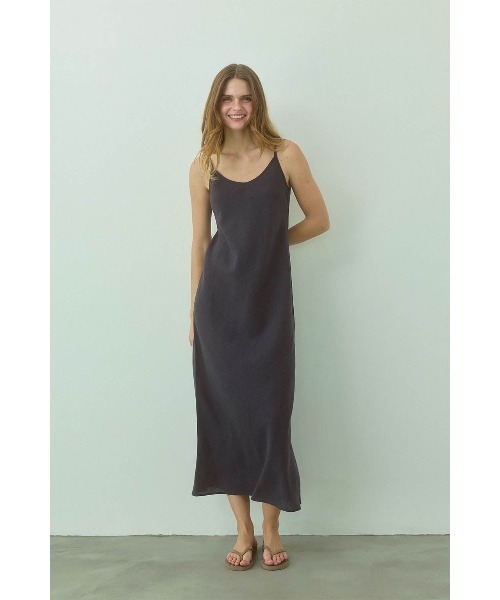 ALEXIA STAM(アリシアスタン)の「Linen Maxi Dress /リネンロングワンピ(Tシャツ/カットソー・レディース・ベージュ/ブルー/チャコールグレー/ピンク・S/M)」の5枚目の写真