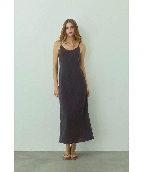 ALEXIA STAM(アリシアスタン)の「Linen Maxi Dress /リネンロングワンピ(Tシャツ/カットソー・レディース・ベージュ/ブルー/チャコールグレー/ピンク・S/M)」の6枚目の写真