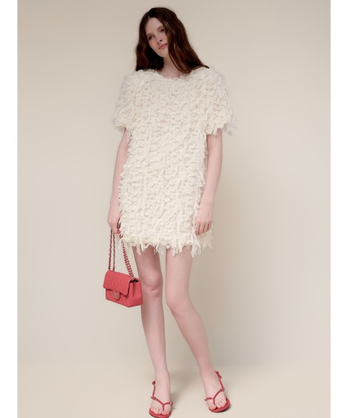 AMOMMA(アモマ)の「FRILL TEXTURE MINI DRESS(ワンピース・レディース・ブラック/アイボリー・FREE)」の3枚目の写真