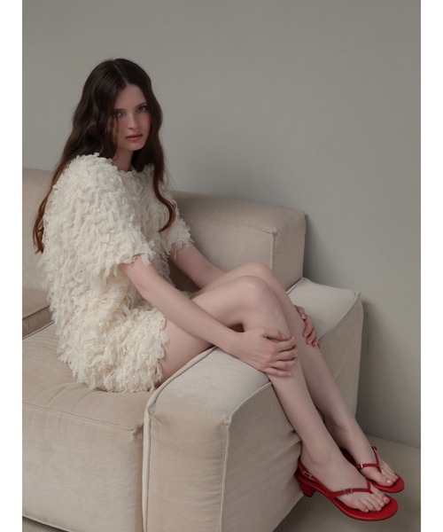 AMOMMA(アモマ)の「FRILL TEXTURE MINI DRESS(ワンピース・レディース・ブラック/アイボリー・FREE)」の13枚目の写真