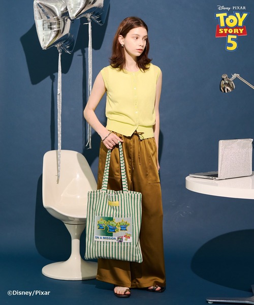 Disney(ディズニー)の「【TOY STORY 5】ストライプパイルトートBAG(トートバッグ・レディース・ベージュ/ブルー・FREE)」の7枚目の写真