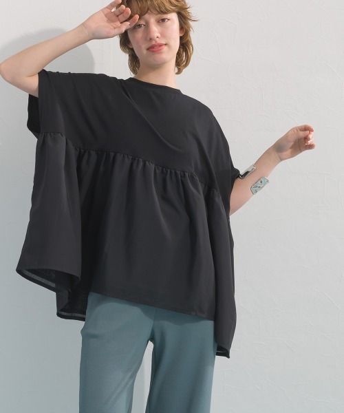 OMNES(オムネス)の「裾切り替え半袖Tシャツ(Tシャツ/カットソー・レディース・オートミール/ブラック系その他/チャコールグレー/ホワイト系その他/ブラック・FREE)」の12枚目の写真