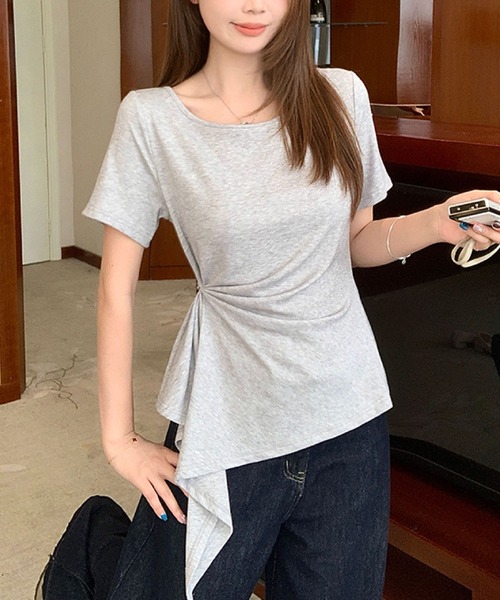 2ly2(トゥーリートゥー)の「アシンメトリー カットソー 半袖 Tシャツ ドレープデザイン フレアトップス ストレッチ(Tシャツ/カットソー・レディース・グレー/ベージュ/ブラック/ホワイト・FREE)」の16枚目の写真