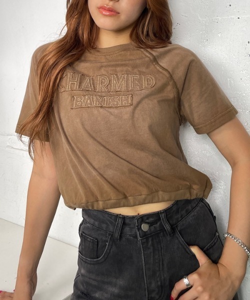 ROGER AND RAW(ロジャーアンドロウ)の「ヴィンテージ風パッチロゴ ドロストTシャツ(Tシャツ/カットソー・レディース・ブラウン/カーキ/ブラック・FREE)」の6枚目の写真