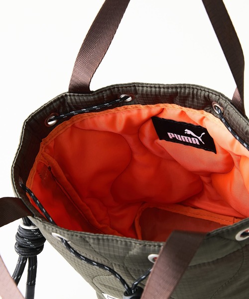 PUMA（プーマ）の「【PUMA/プーマ】【ちょっとしたお出掛けに最適な容量4L】パーソナルエフェクトバッグ ミリタリーテイスト 内ポケット ストリート y2k スポーツミックス おしゃれ ユニセックス（ショルダーバッグ・メンズ・ブラック/カーキ・FREE）」の3枚目の写真