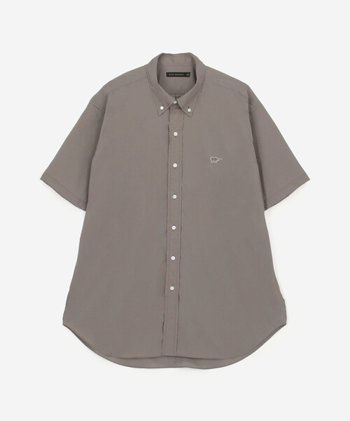 SCYE BASICS（サイベーシックス）の「SCYE BASICS | 〈別注〉ナイロン ボタンダウン半袖シャツ MEN（シャツ/ブラウス・メンズ・ベージュ/ダークネイビー・38/40）」の3枚目の写真