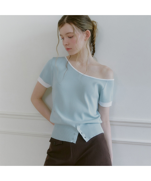 MICANE(ミケーネ)の「ナネルカラーラインワンショルダーニット(ニット/セーター・レディース・スカイブルー/ブラック/ミント・SMALL/MEDIUM/LARGE/X-LARGE)」の1枚目の写真