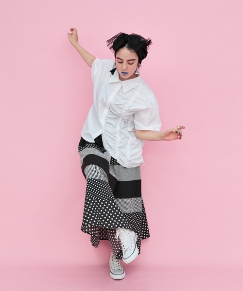 manana suerte(マニャーナスエルテ)の「アシンメトリーシャーリングシャツ(シャツ/ブラウス・レディース・ブラック/ホワイト・FREE)」の18枚目の写真