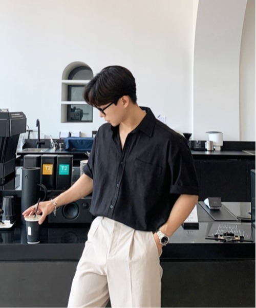 NOWLE(ノウル)の「【NOWLE】アーバン レギュラーカラー半袖 ボタンシャツ / スマートリラックス トップス(シャツ/ブラウス・メンズ・ブラック/ホワイト/ブラウン・X-LARGE/MEDIUM/LARGE)」の5枚目の写真