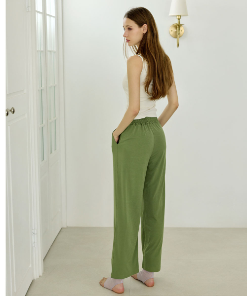 DEVIWEAR(デヴィウェア)の「ワードエイチパンツ DEVI-B0027-オリーブ(スウェットパンツ・レディース・オリーブ・SMALL/MEDIUM/LARGE)」の3枚目の写真