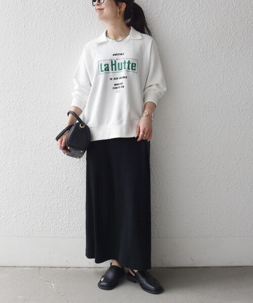 SHIPS any(シップス エニィ)の「【SHIPS any別注】La Hutte:〈洗濯機可能〉襟付き ロゴ プリント スウェット(スウェット・レディース・ホワイト/ネイビー/ライトグレー・ONE SIZE)」の4枚目の写真