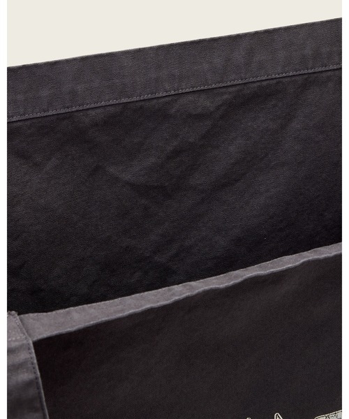 ALLSAINTS（オールセインツ）の「BACKSTAGE TOTE | BACKSTAGE トート（トートバッグ・メンズ・ブラック・ONE SIZE）」の2枚目の写真