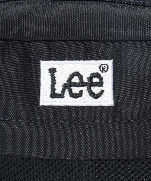 Lee(リー)の「Lee/リー 撥水 ロゴ ワンポイント刺繍 テープチャーム付き スクエアショルダーバッグ/レディース メンズ(ショルダーバッグ・レディース・ブラック×ブラック/ブラック×ホワイト/ブラック×グリーン/ブラック×パープル/ブラック×ピンク・FREE)」の17枚目の写真