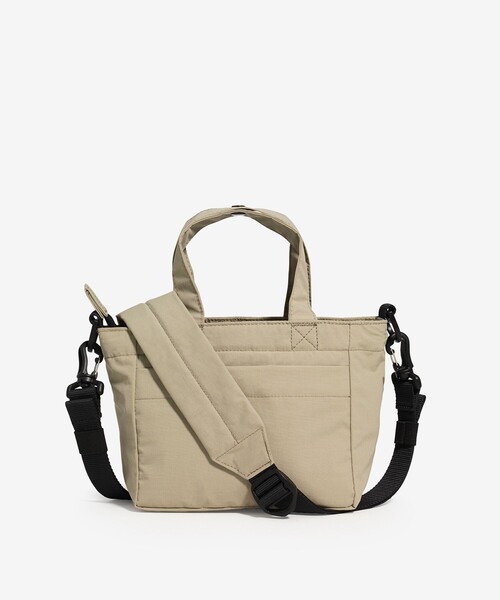 AIGLE(エーグル)の「CITY 撥水 2WAYミニショルダーバッグ 2L(ショルダーバッグ・レディース・ブラック/ベージュ・FREE)」の7枚目の写真