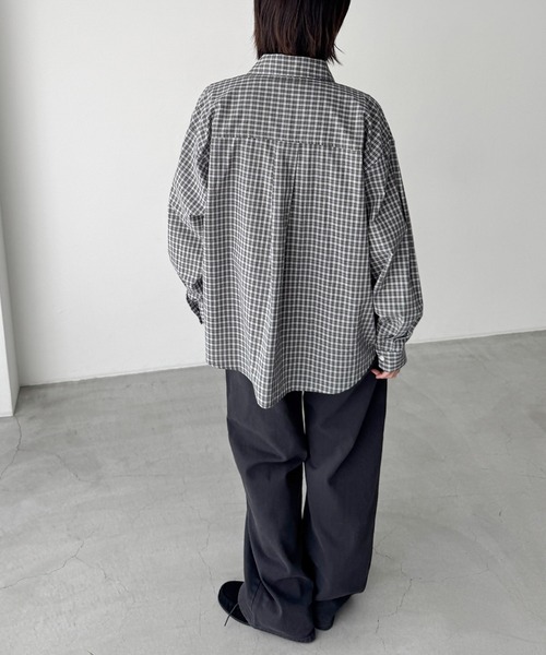CANAL JEAN(キャナルジーン)の「El mar グラフチェックシャツ(シャツ/ブラウス・レディース・グレー/チャコールグレー・ONE SIZE)」の5枚目の写真