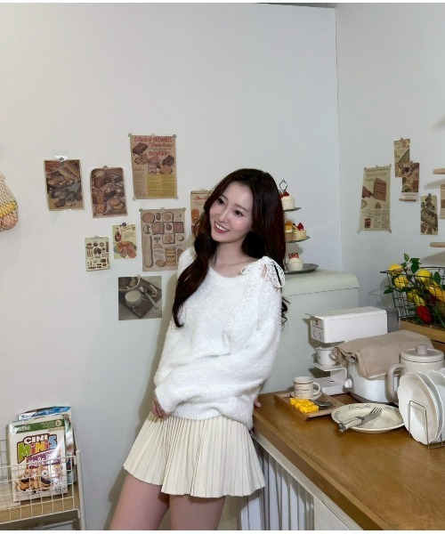 amuiil(アムイル)の「Soft Ribbon Fuzzy Knit(ニット/セーター・レディース・アイボリー・FREE)」の2枚目の写真