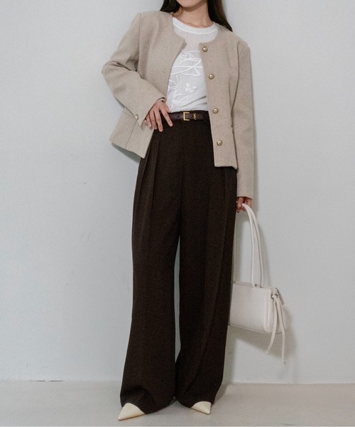 on:nue（オンニュ）の「【on:nue】ゴールド釦ヘリンボーンノーカラージャケット /26-27 AW COLLECTION（ノーカラージャケット・レディース・ベージュ/ブラウン/グレー・FREE）」の13枚目の写真