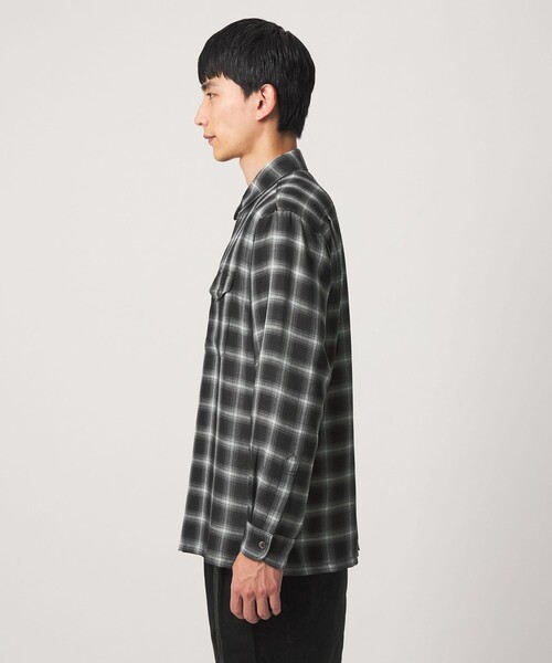 green label relaxing(グリーンレーベルリラクシング)の「P/CU/W オンブレ チェック 2フラップポケット シャツ(シャツ/ブラウス・メンズ・ブラック/ブラウン系・L/XL/M/S)」の10枚目の写真