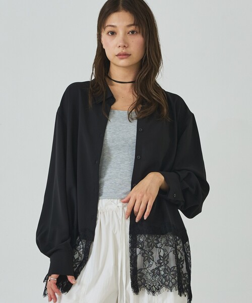 abahouse mavie(アバハウスマヴィ)の「裾レースシャツ(シャツ/ブラウス・レディース・ブラウン/オフホワイト/ブラック・フリー)」の3枚目の写真