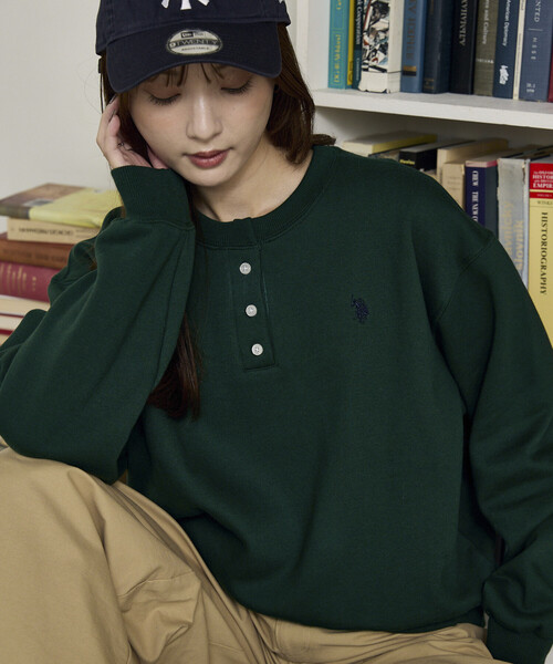 U.S. POLO ASSN.（ユーエスポロアッスン）の「U.S. POLO ASSN. × PUBLUX/ユーエスポロアッスン 別注 ヘンリーネック スウェット　限定展開（スウェット・レディース・グリーン/グレー/ブラック/ネイビー・ﾌﾘ-）」の3枚目の写真