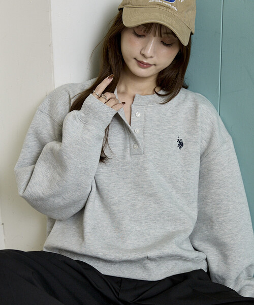 U.S. POLO ASSN.（ユーエスポロアッスン）の「U.S. POLO ASSN. × PUBLUX/ユーエスポロアッスン 別注 ヘンリーネック スウェット　限定展開（スウェット・レディース・グリーン/グレー/ブラック/ネイビー・ﾌﾘ-）」の21枚目の写真