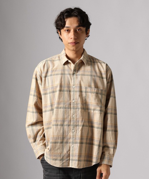 BAYFLOW(ベイフロー)の「コーデュロイチェックシャツ(シャツ/ブラウス・メンズ・ブラック/ブルー/ベージュ・MEDIUM/LARGE)」の20枚目の写真