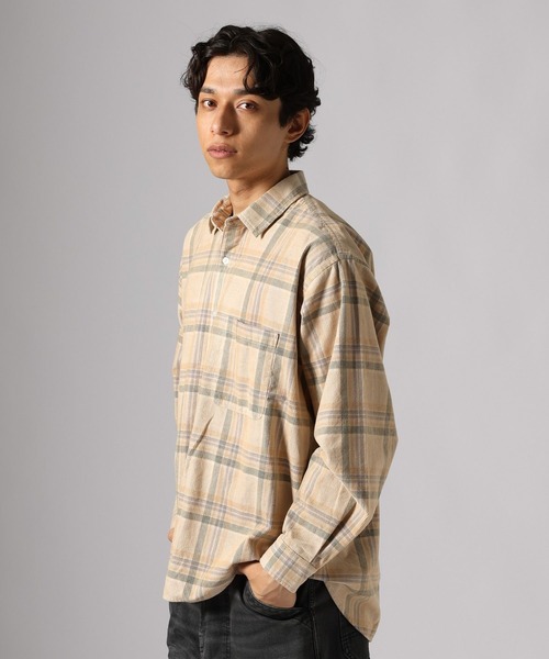 BAYFLOW(ベイフロー)の「コーデュロイチェックシャツ(シャツ/ブラウス・メンズ・ブラック/ブルー/ベージュ・MEDIUM/LARGE)」の21枚目の写真