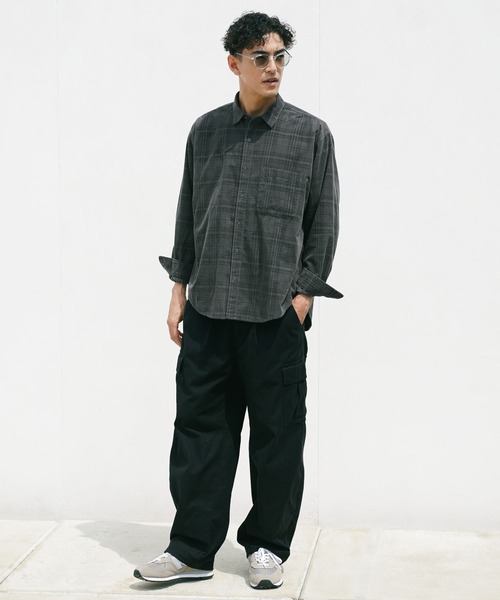 BAYFLOW(ベイフロー)の「コーデュロイチェックシャツ(シャツ/ブラウス・メンズ・ブラック/ブルー/ベージュ・MEDIUM/LARGE)」の4枚目の写真